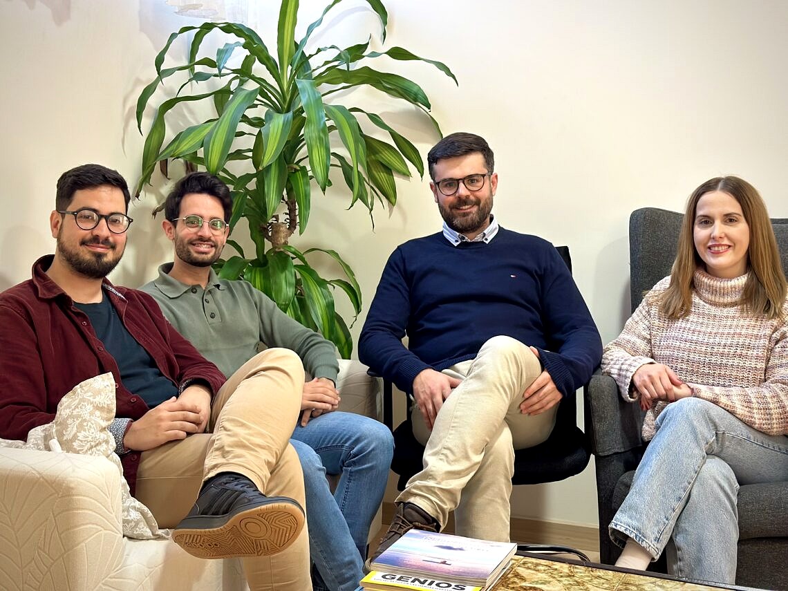 Equipo Psicología Existencial Positiva en Sevilla. Dr. David F. Carreño, Dra. Nikolett Eisenbeck, Alonso Caballero y Miguel Romero.